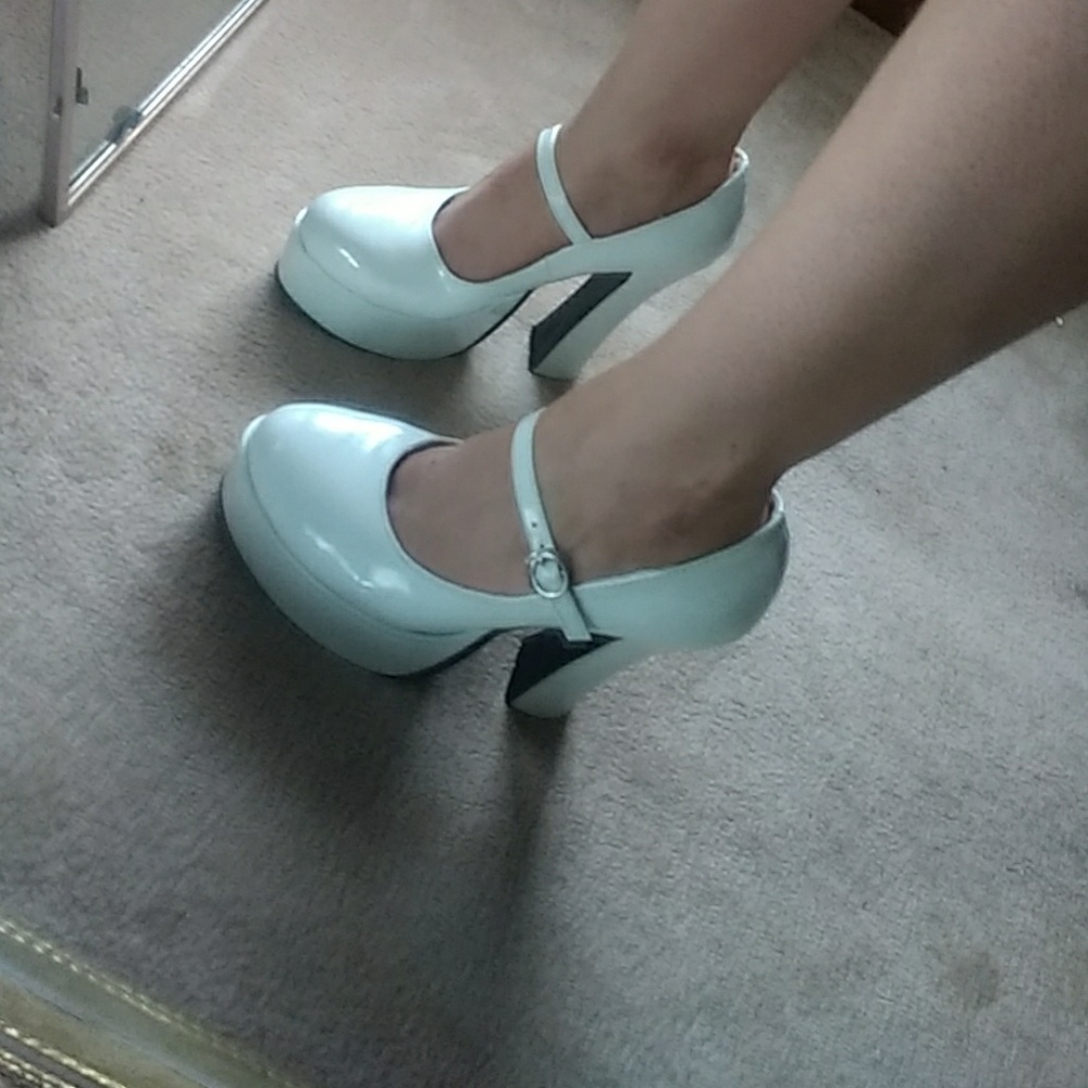 Platform Mary Jane's